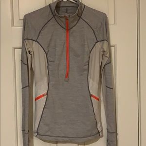 Lululemon running top